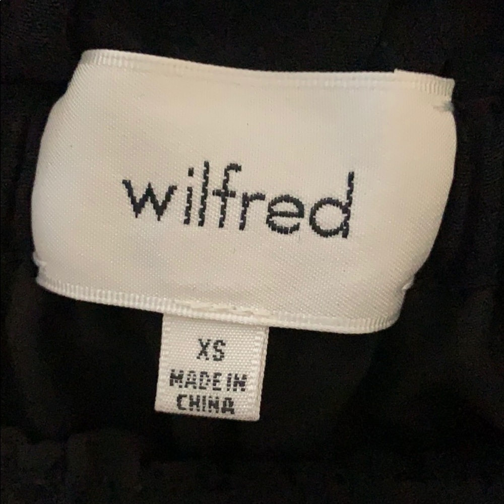 Shorts - Picture 3 of 3